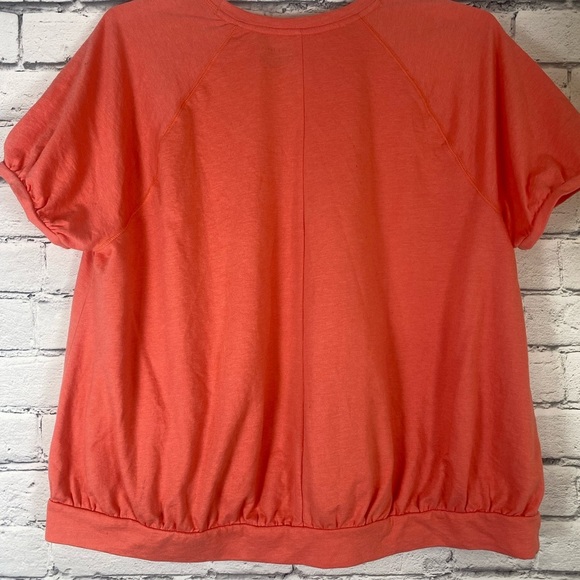 Lane Bryant Coral Pink Short Sleeved T Shirt size 22/24 NWT - Picture 7 of 9